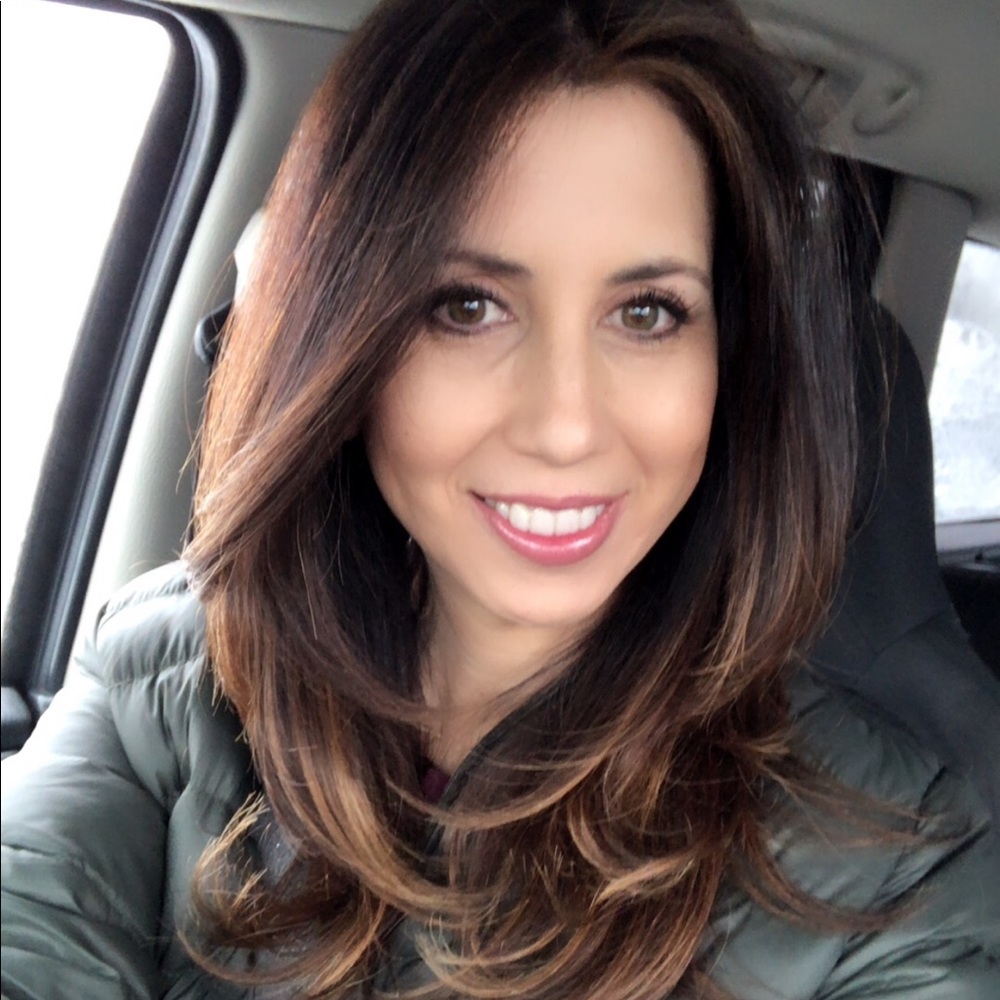 Meet your Posher, Courtney